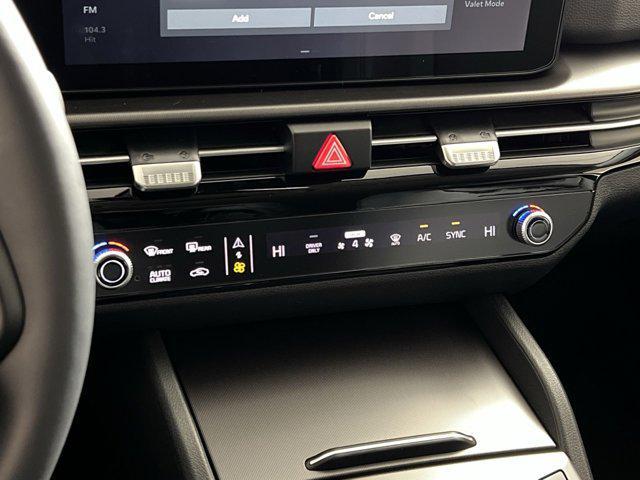 new 2026 Kia Sportage Hybrid car, priced at $32,096