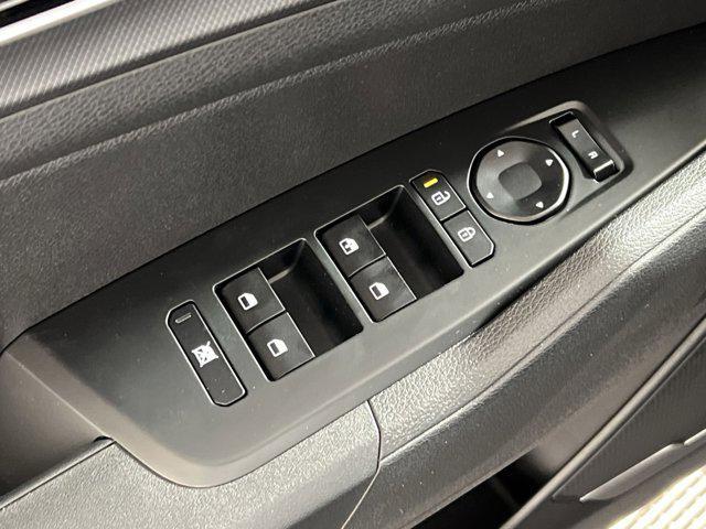 new 2026 Kia Sportage car, priced at $32,094