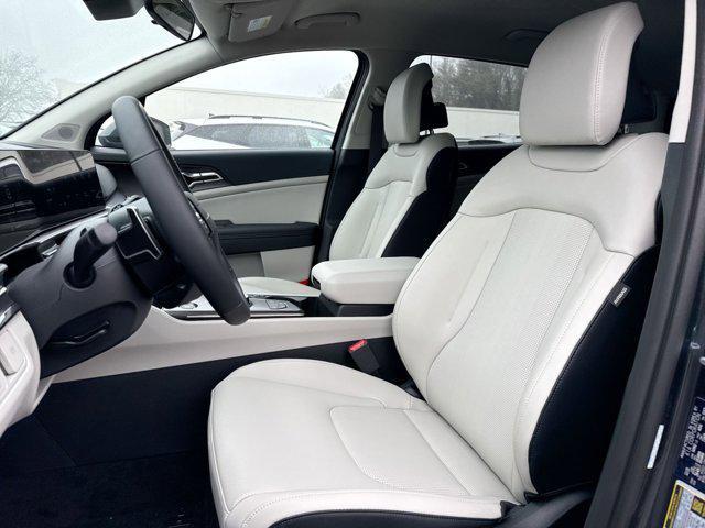 new 2026 Kia Sportage Hybrid car, priced at $34,273