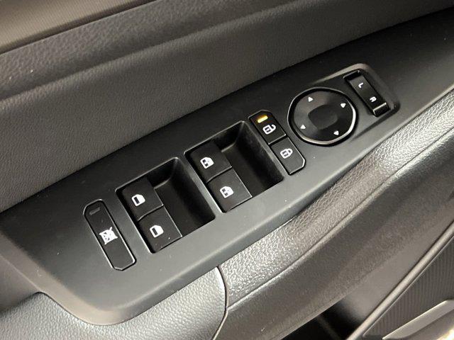 new 2026 Kia Sportage Hybrid car, priced at $33,115