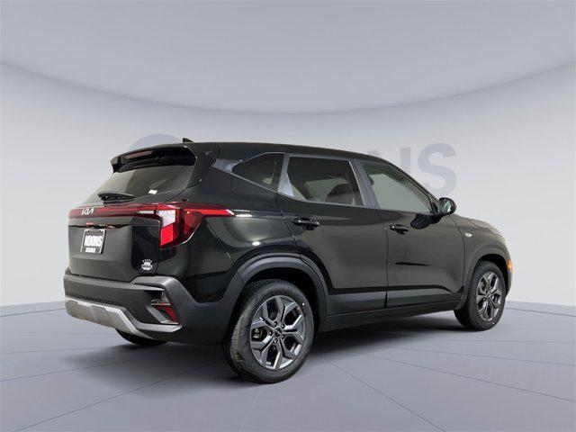new 2026 Kia Seltos car, priced at $23,652