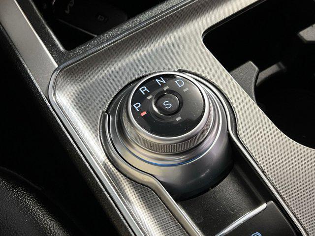 used 2022 Ford Edge car, priced at $17,999