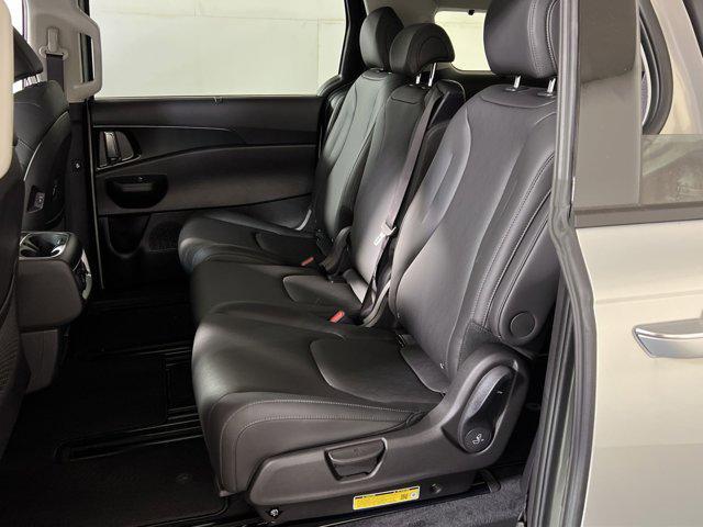 new 2026 Kia Carnival car, priced at $46,118