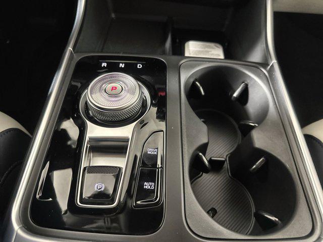 new 2026 Kia Carnival Hybrid car, priced at $44,419