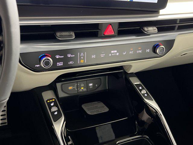 new 2026 Kia Sorento Hybrid car, priced at $47,274