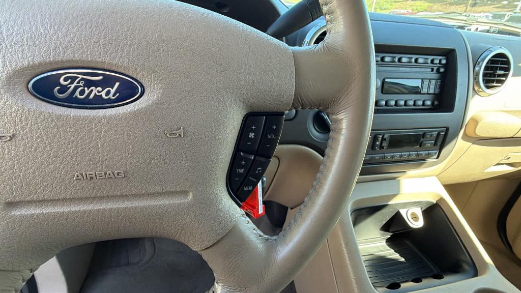 used 2003 Ford Expedition car, priced at $9,990