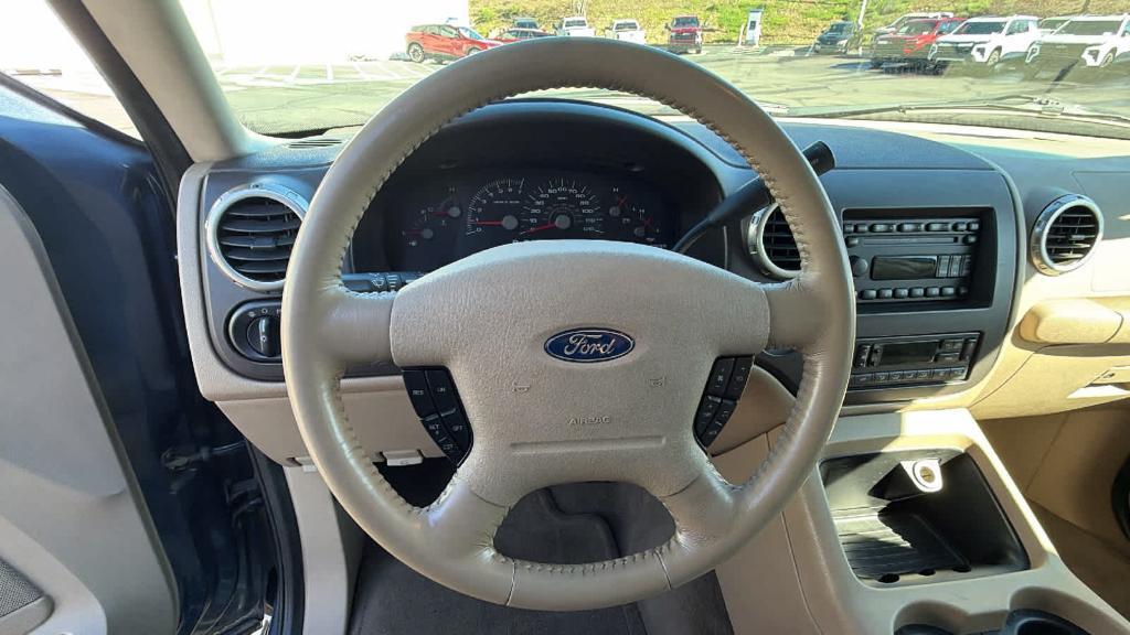 used 2003 Ford Expedition car, priced at $9,990