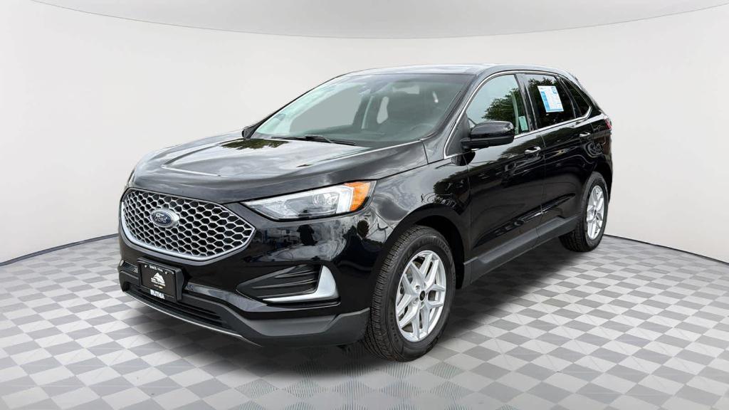 used 2024 Ford Edge car, priced at $18,990