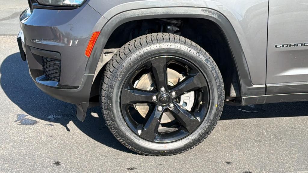used 2022 Jeep Grand Cherokee L car, priced at $23,900