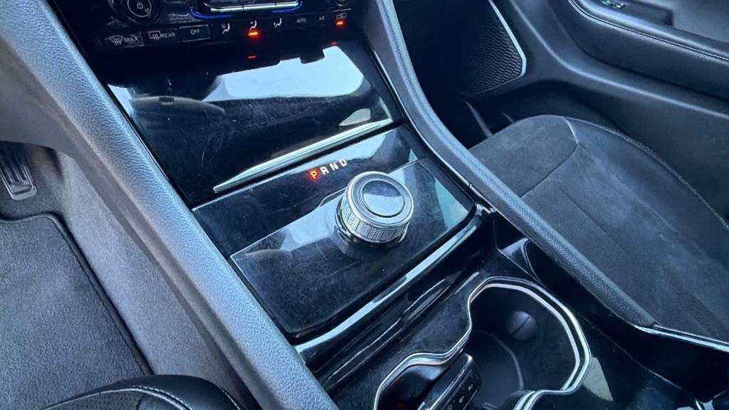 used 2022 Jeep Grand Cherokee L car, priced at $23,900