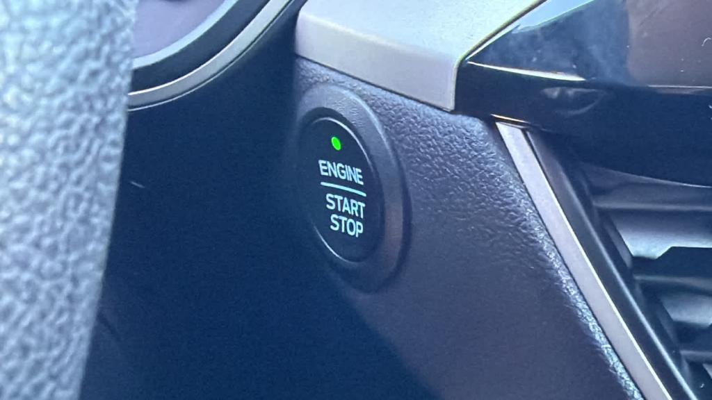 used 2022 Ford Escape PHEV car, priced at $18,700