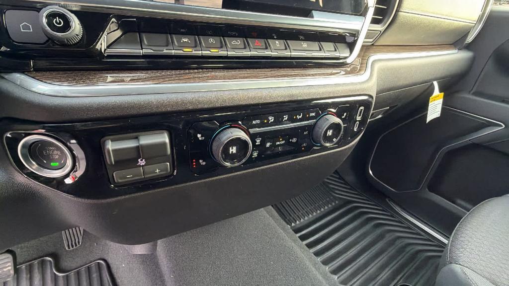 new 2026 Chevrolet Silverado 1500 car, priced at $41,095