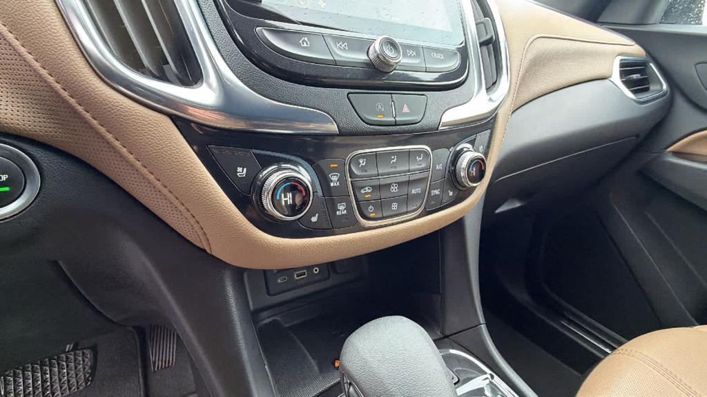 used 2022 Chevrolet Equinox car, priced at $24,990