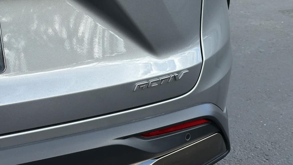 used 2024 Chevrolet Trax car, priced at $22,990