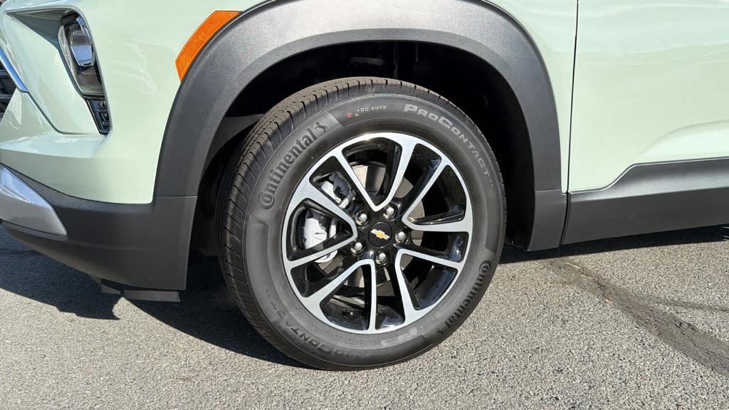 new 2026 Chevrolet TrailBlazer car, priced at $27,285
