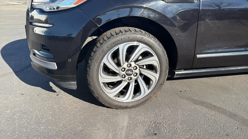 used 2022 Lincoln Navigator L car, priced at $46,400