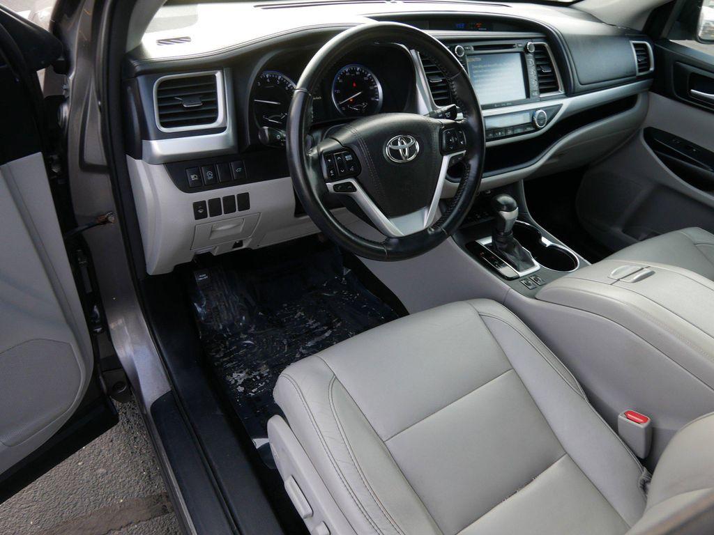 used 2017 Toyota Highlander car, priced at $18,999