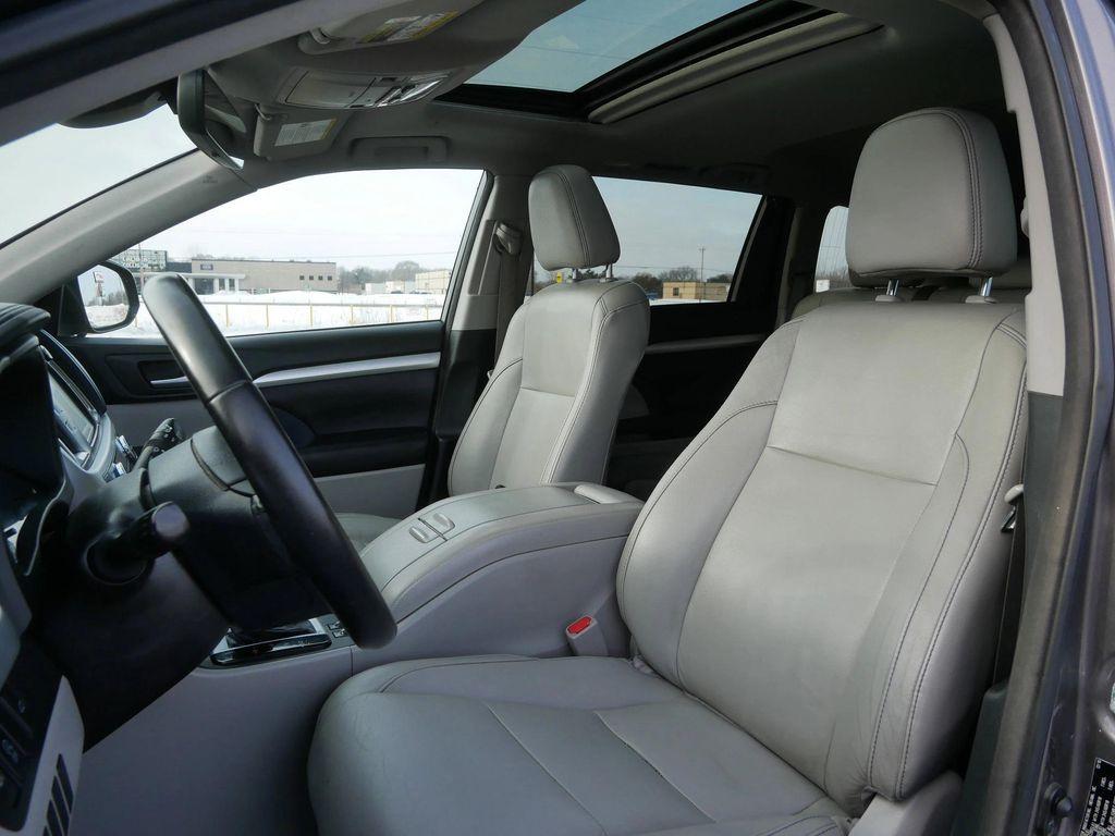 used 2017 Toyota Highlander car, priced at $18,999