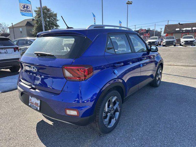 new 2025 Hyundai Venue car, priced at $22,507
