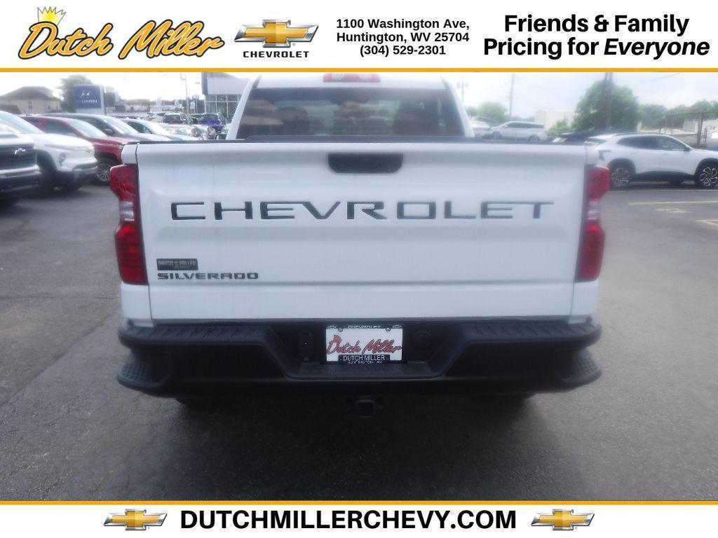 new 2025 Chevrolet Silverado 1500 car, priced at $40,263