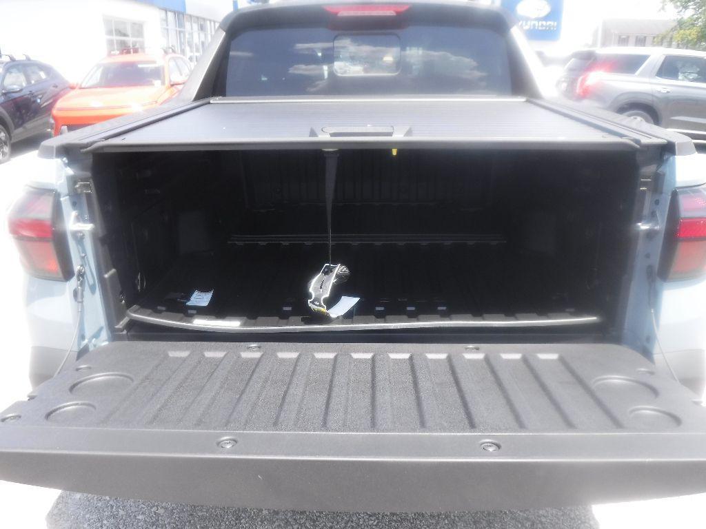 new 2025 Hyundai SANTA CRUZ car, priced at $39,013