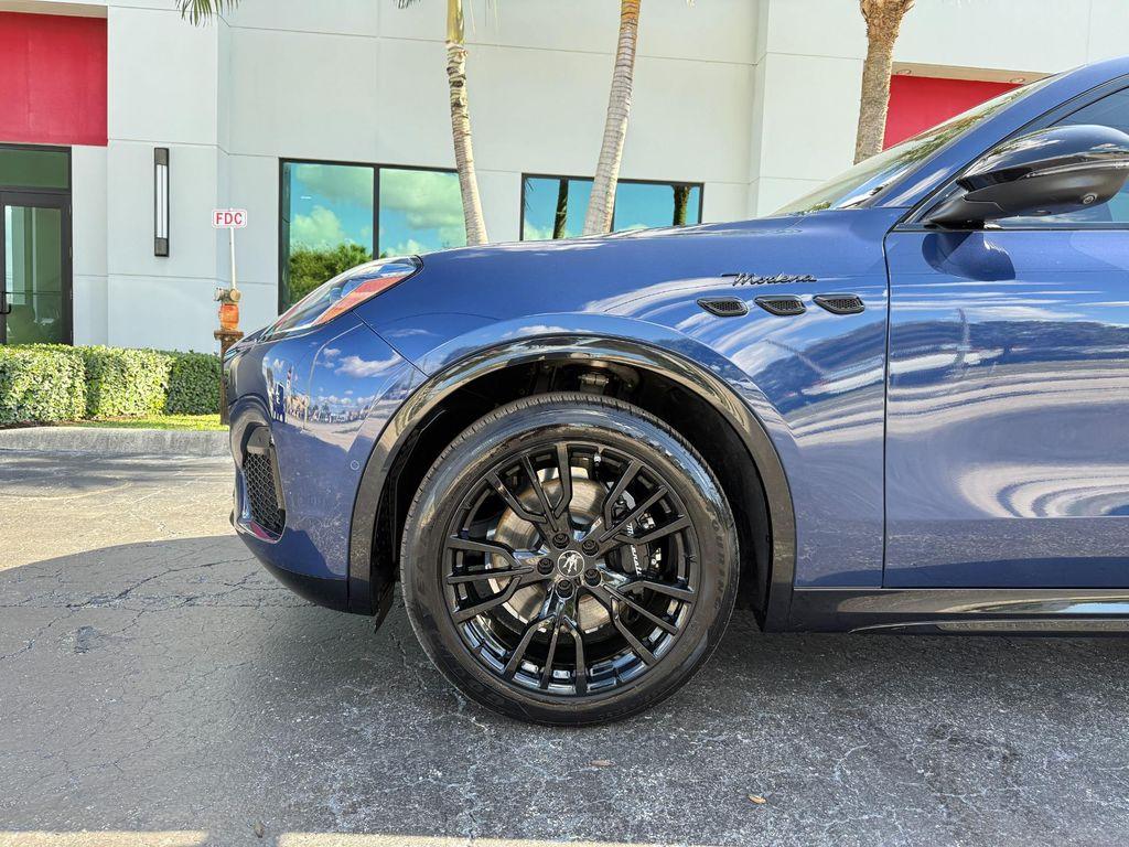used 2025 Maserati Grecale car, priced at $67,900
