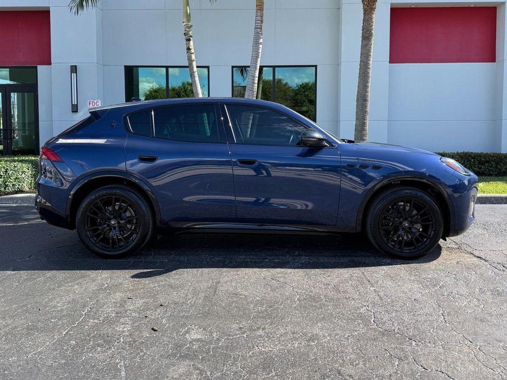 used 2025 Maserati Grecale car, priced at $67,900