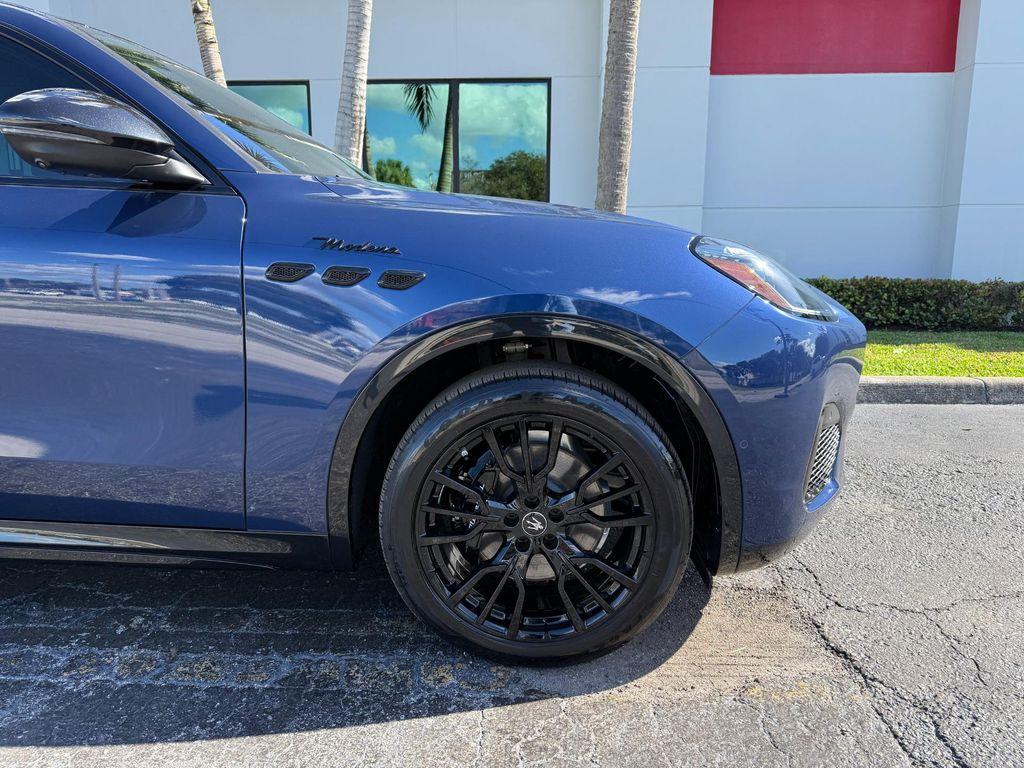 used 2025 Maserati Grecale car, priced at $67,900
