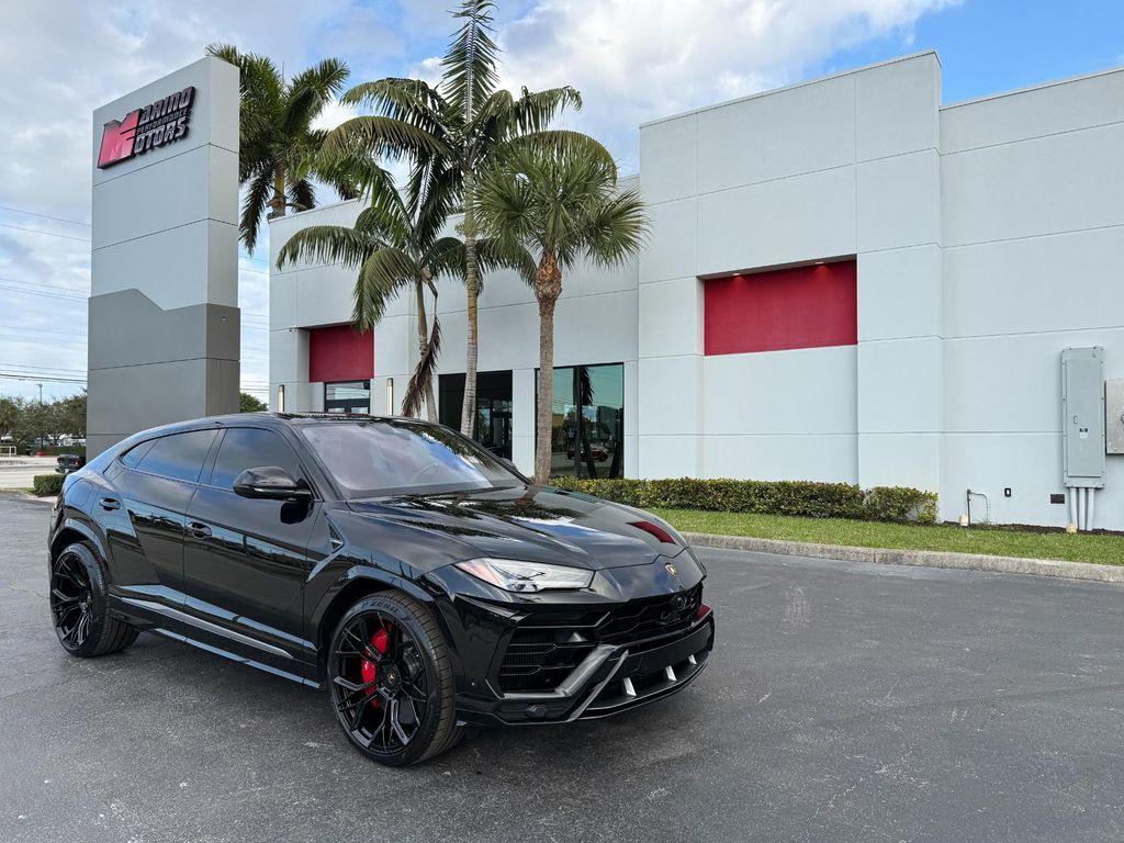 used 2019 Lamborghini Urus car, priced at $187,900