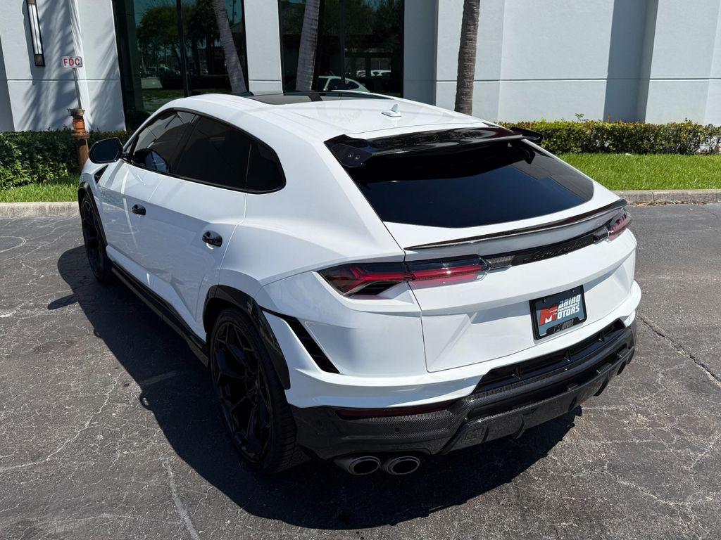 used 2023 Lamborghini Urus car, priced at $298,900
