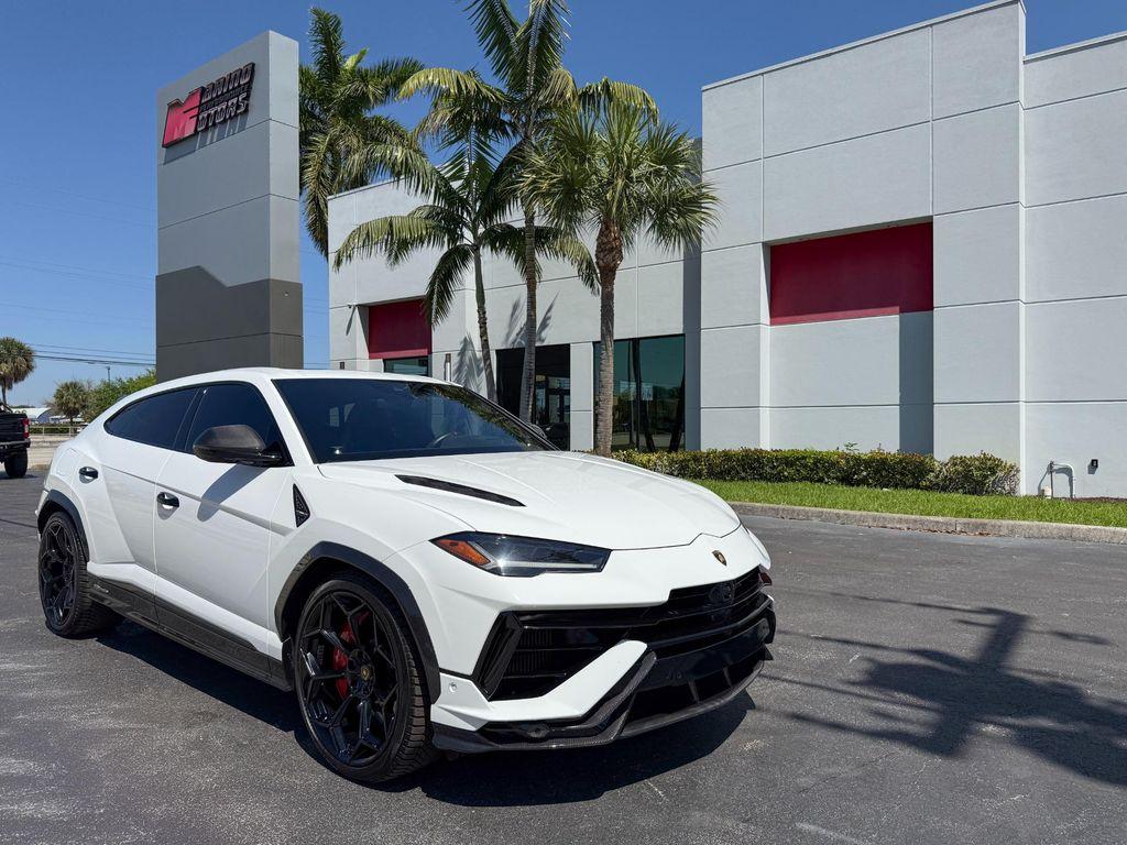 used 2023 Lamborghini Urus car, priced at $298,900