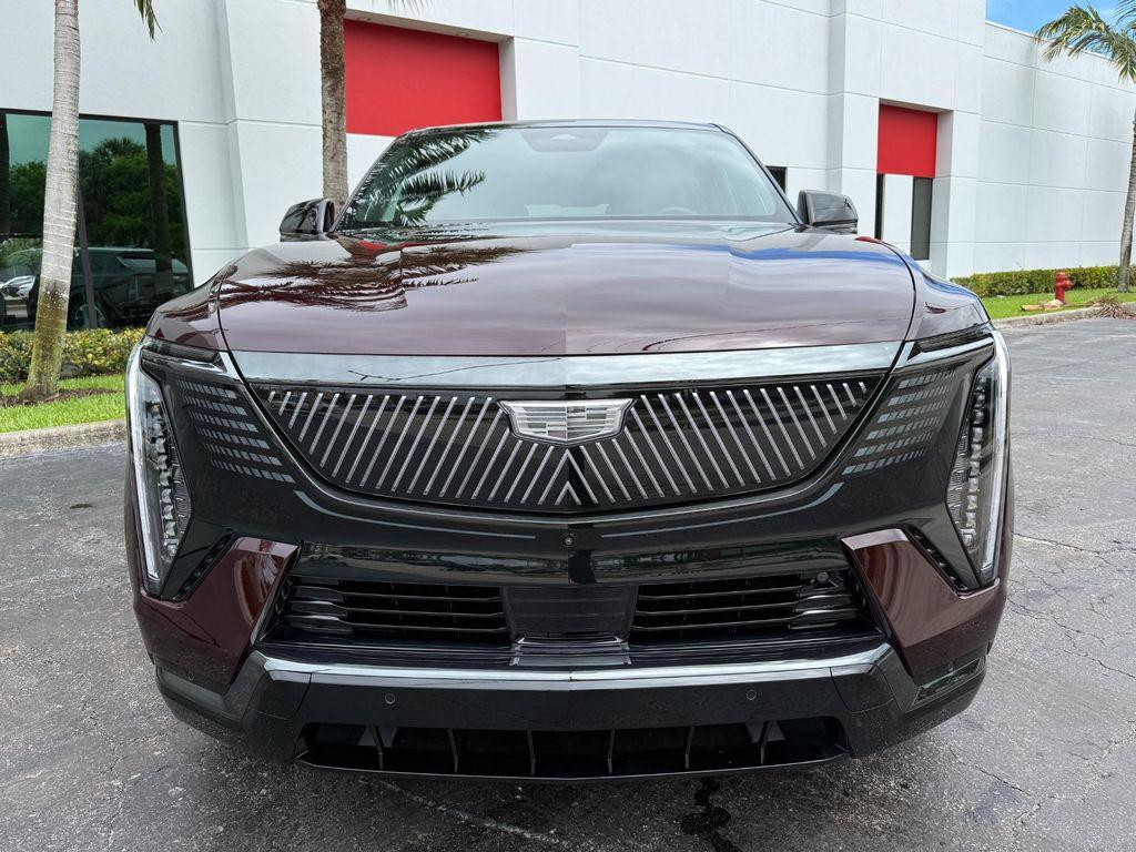 used 2025 Cadillac Escalade IQ car, priced at $129,900