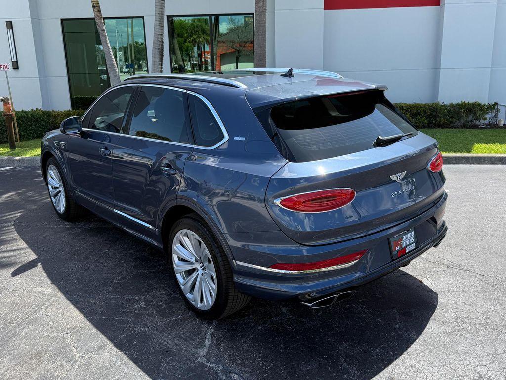 used 2021 Bentley Bentayga car, priced at $124,900