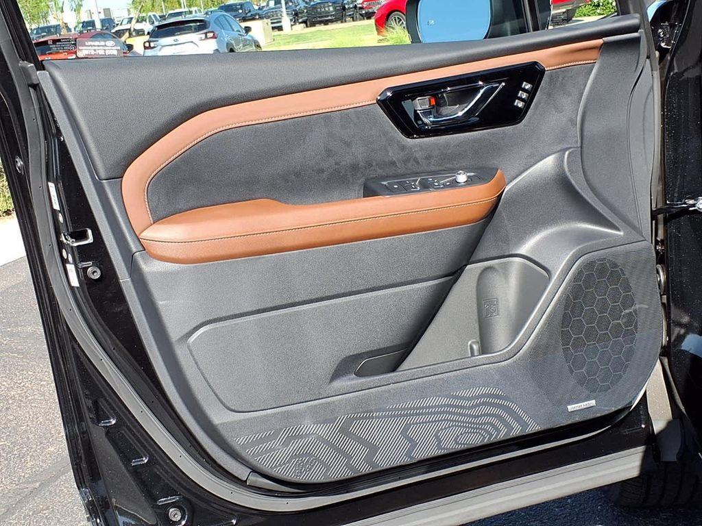 new 2025 Subaru Forester Hybrid car, priced at $46,001