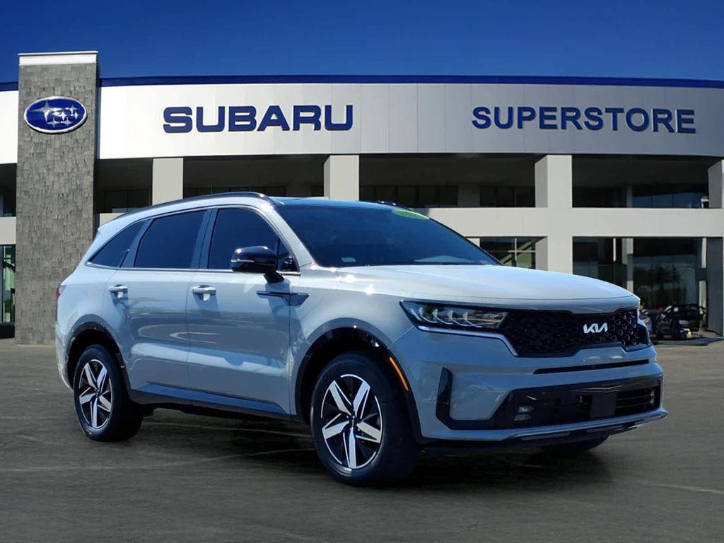 used 2023 Kia Sorento car, priced at $27,900