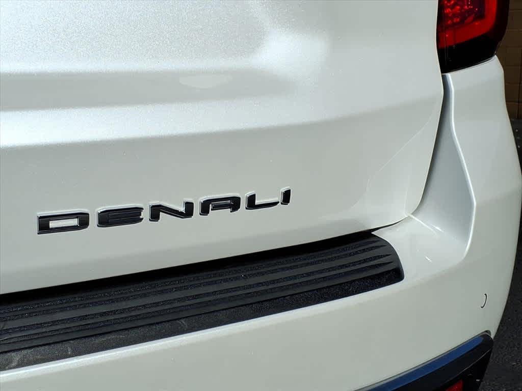 used 2022 GMC Yukon car, priced at $51,700