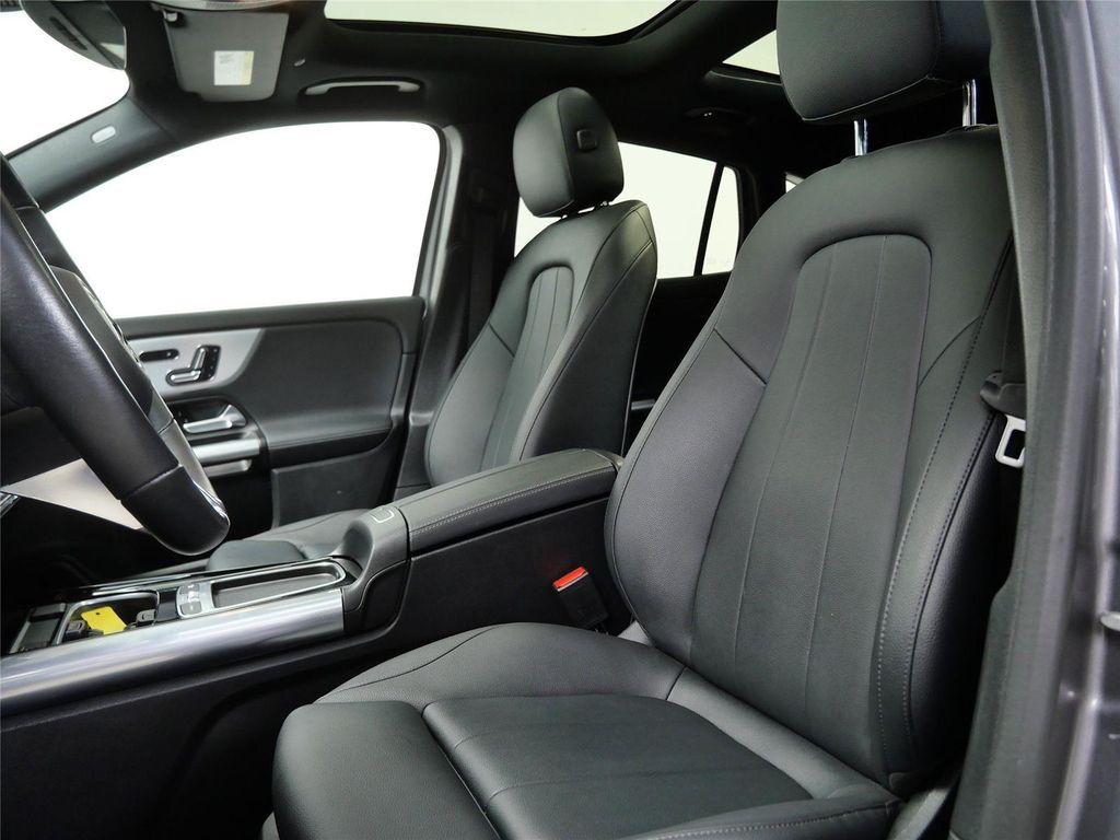 used 2025 Mercedes-Benz GLA 250 car, priced at $38,524