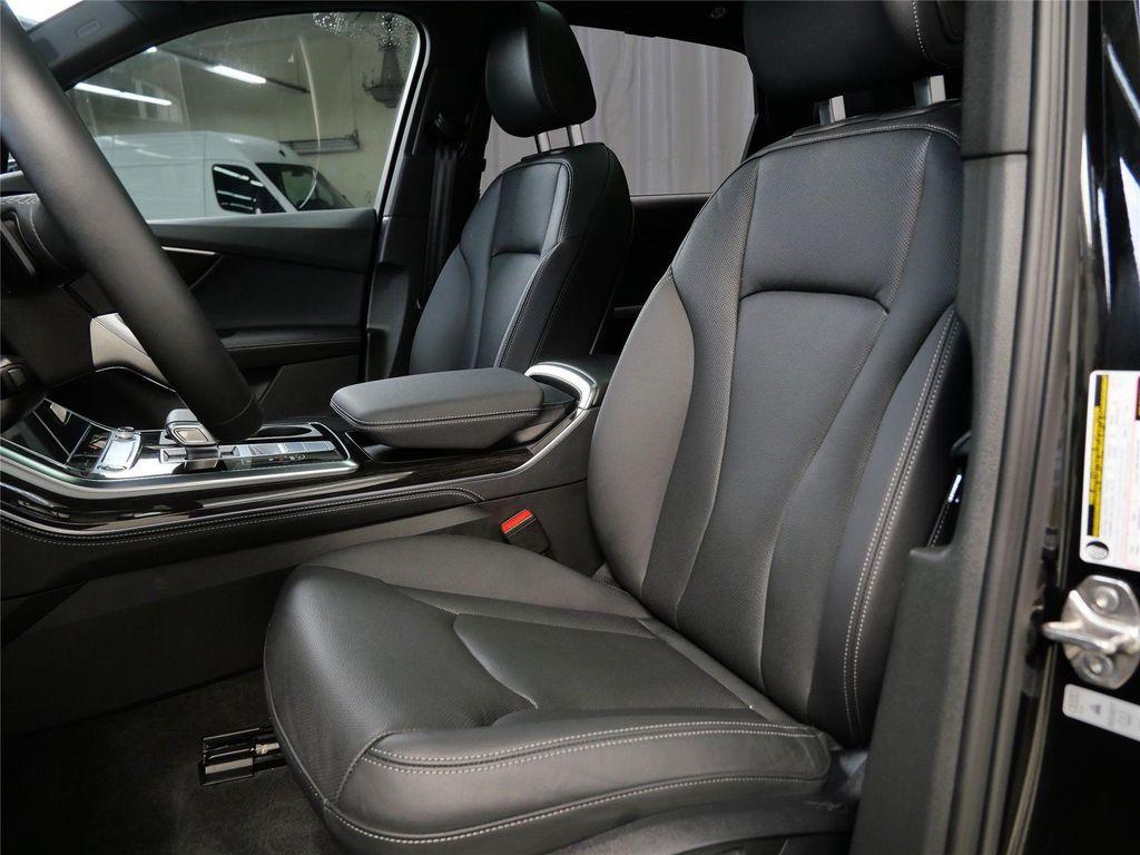 used 2025 Audi Q7 car, priced at $57,998