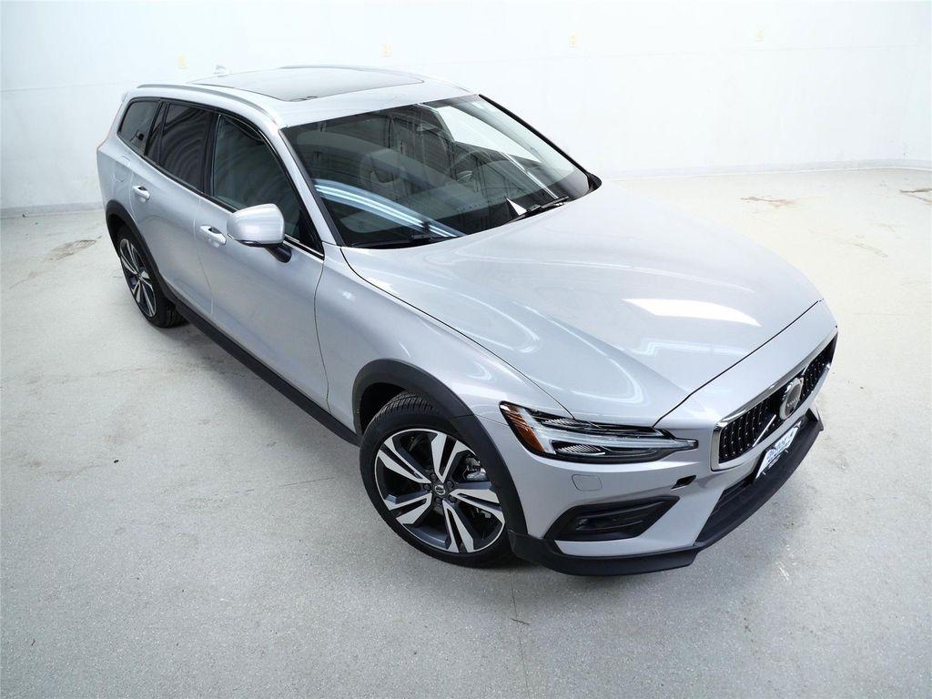 used 2025 Volvo V60 Cross Country car, priced at $37,998
