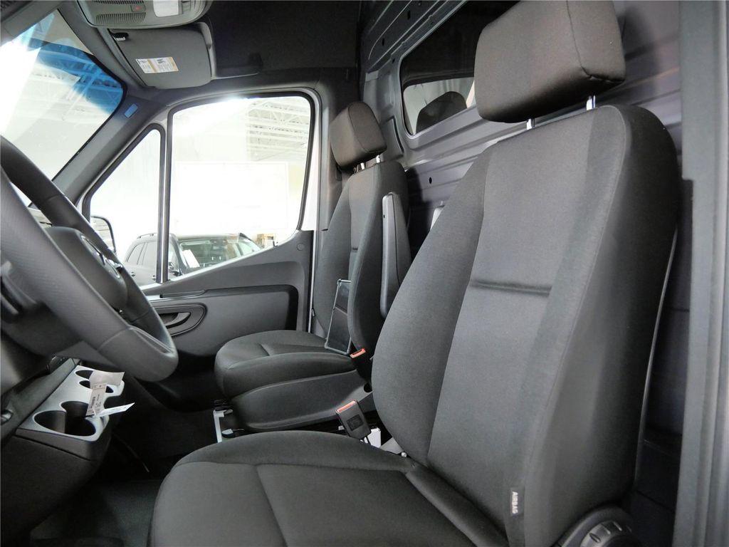 new 2025 Mercedes-Benz Sprinter 3500 car, priced at $72,519