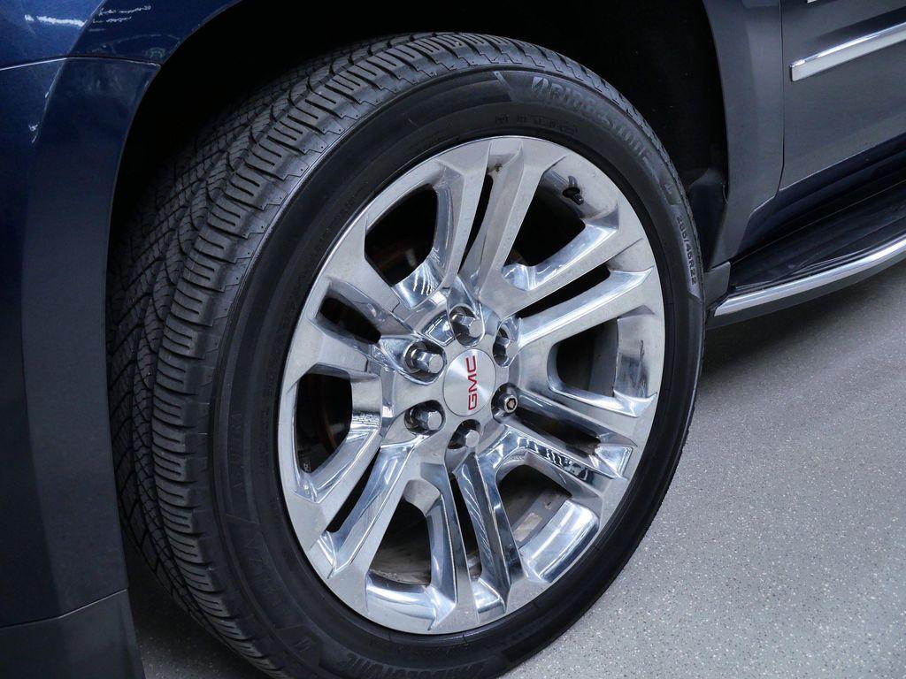 used 2019 GMC Yukon XL car, priced at $26,932