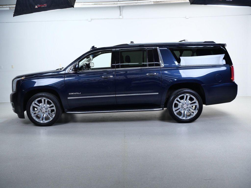 used 2019 GMC Yukon XL car, priced at $26,932