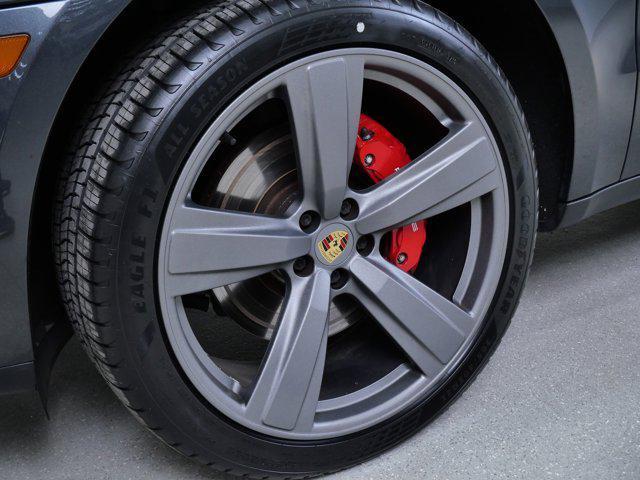 new 2022 Porsche Macan car, priced at $36,927