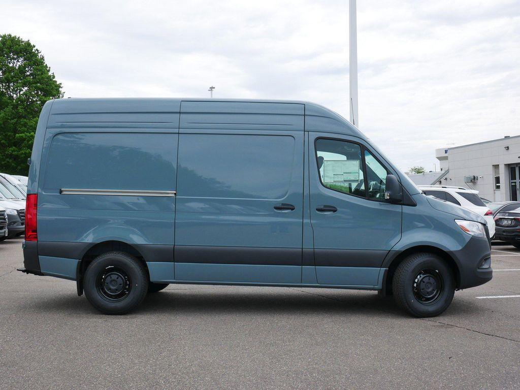 new 2025 Mercedes-Benz Sprinter 2500 car, priced at $66,444