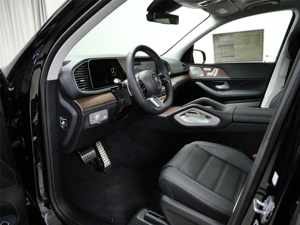 new 2026 Mercedes-Benz GLS 450 car, priced at $101,105