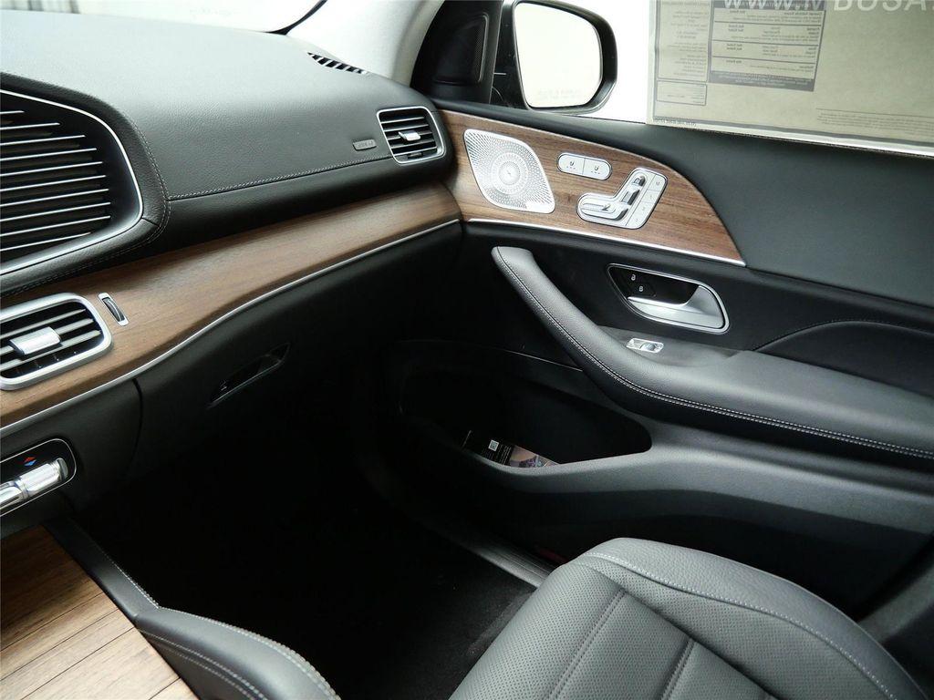 new 2026 Mercedes-Benz GLS 450 car, priced at $101,105