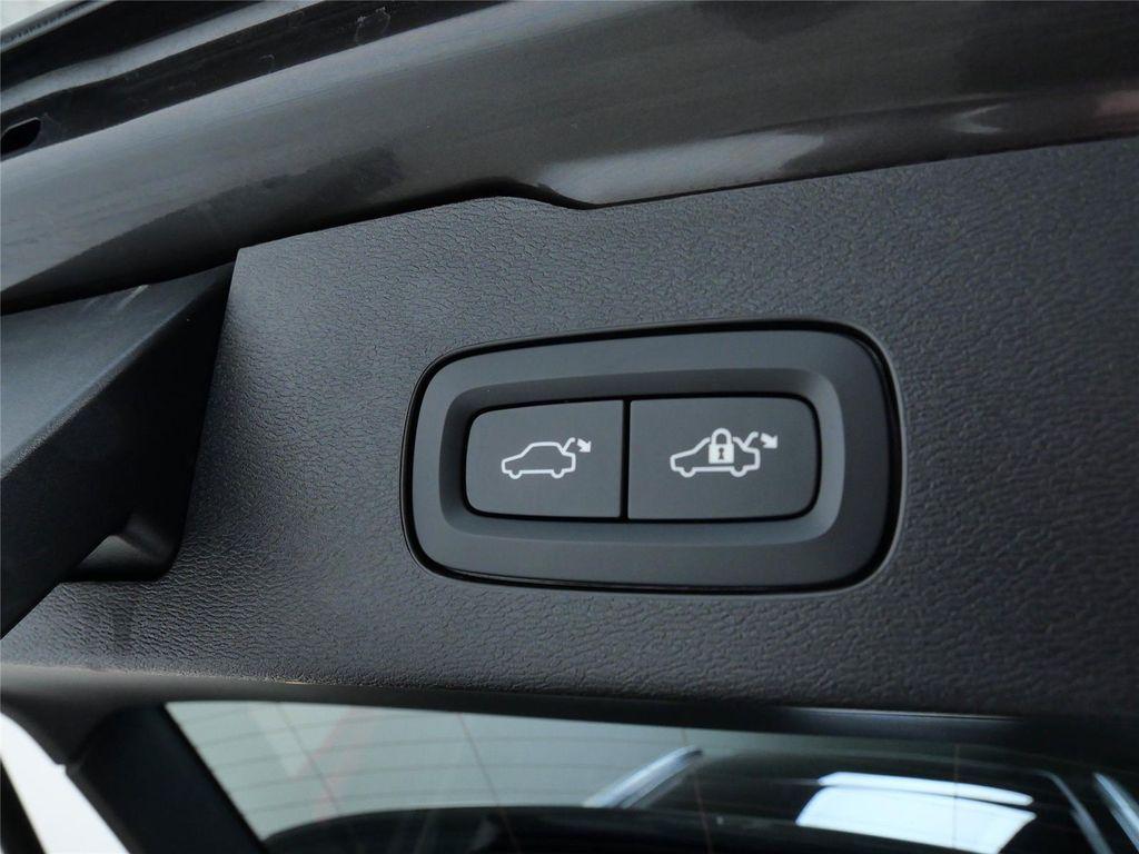 used 2025 Volvo V60 Cross Country car, priced at $38,998