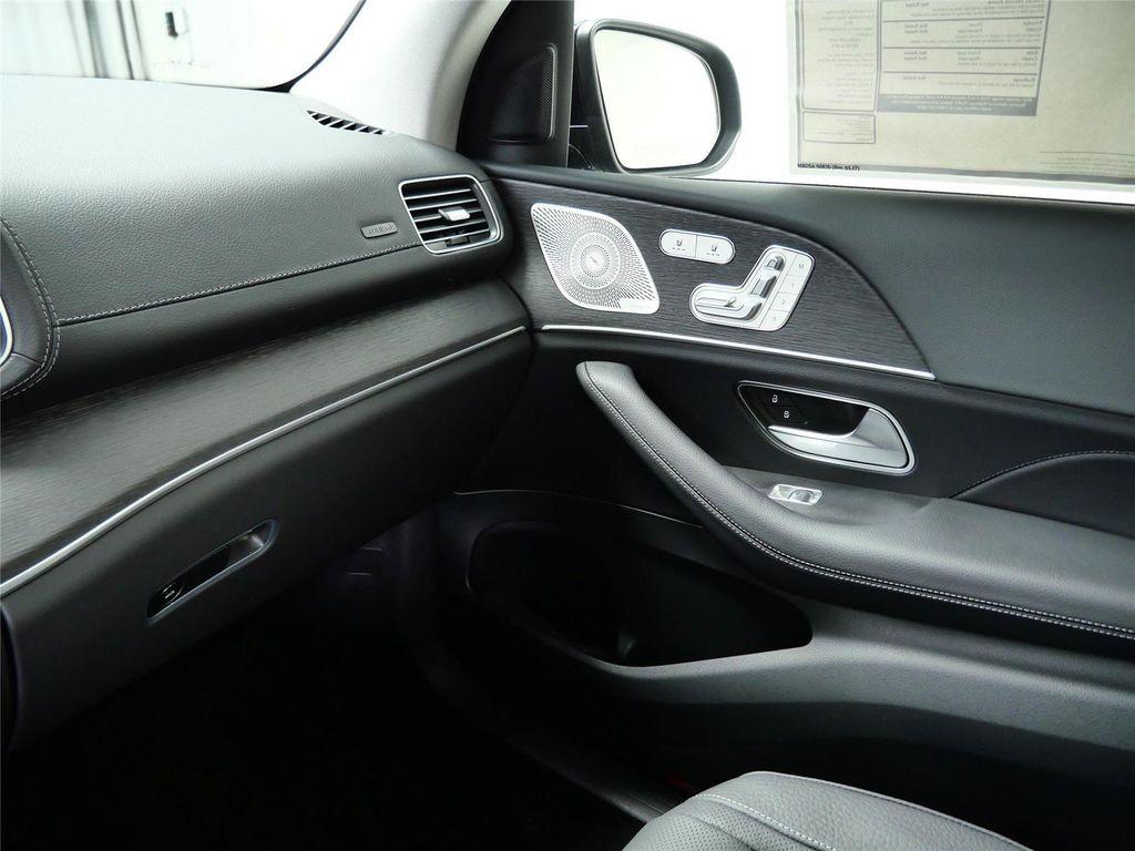 new 2026 Mercedes-Benz GLS 450 car, priced at $101,340