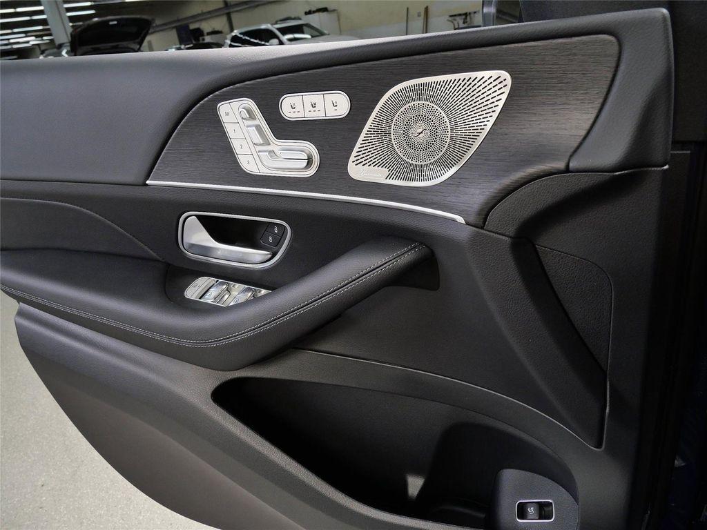 new 2026 Mercedes-Benz GLS 450 car, priced at $101,340