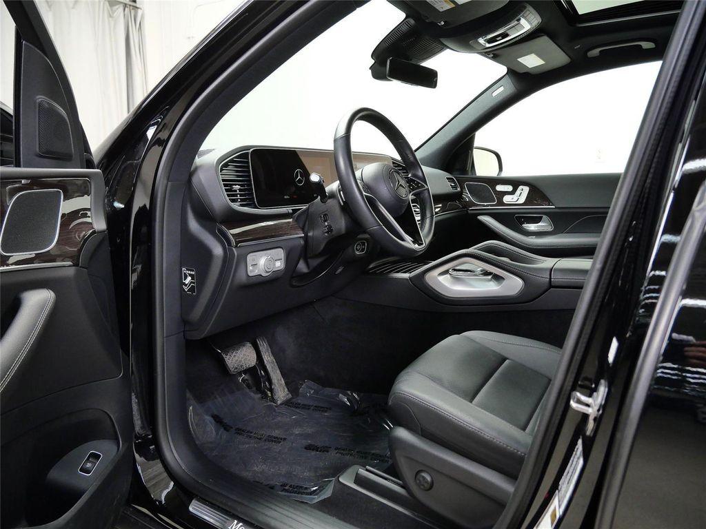 used 2025 Mercedes-Benz GLE 350 car, priced at $59,454
